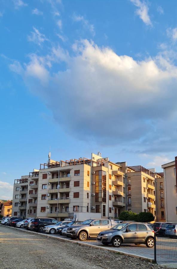 Apartman Esperanza วรินรัชกา บานยา ภายนอก รูปภาพ