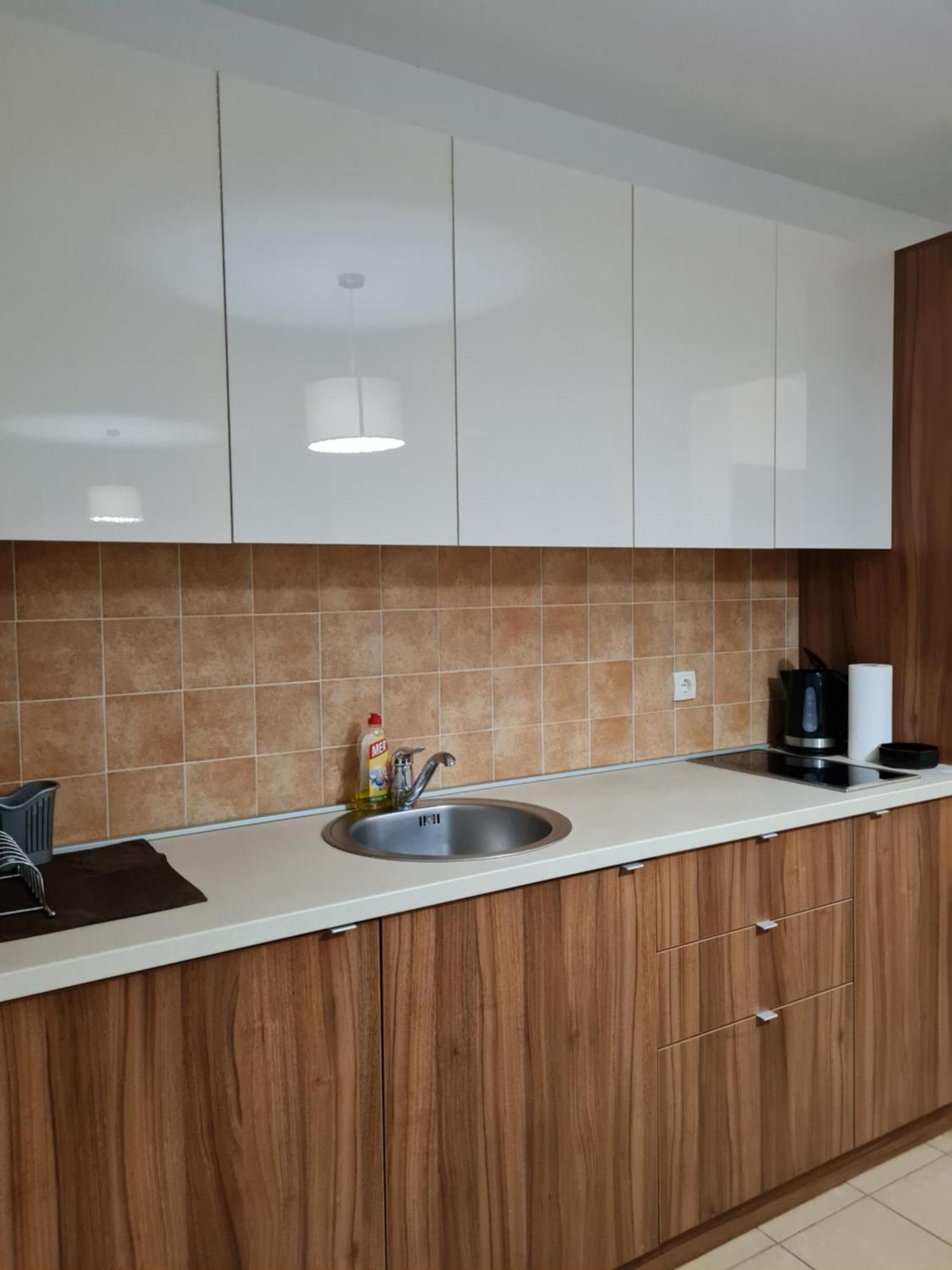 Apartman Esperanza วรินรัชกา บานยา ภายนอก รูปภาพ