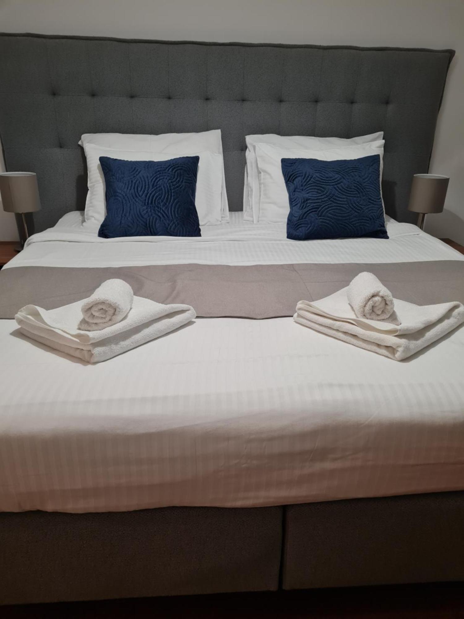 Apartman Esperanza วรินรัชกา บานยา ภายนอก รูปภาพ